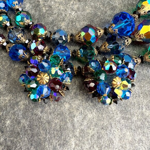 1960s triple strand jewel tone beaded necklace with matching clip on earrings - Picture 4 of 9